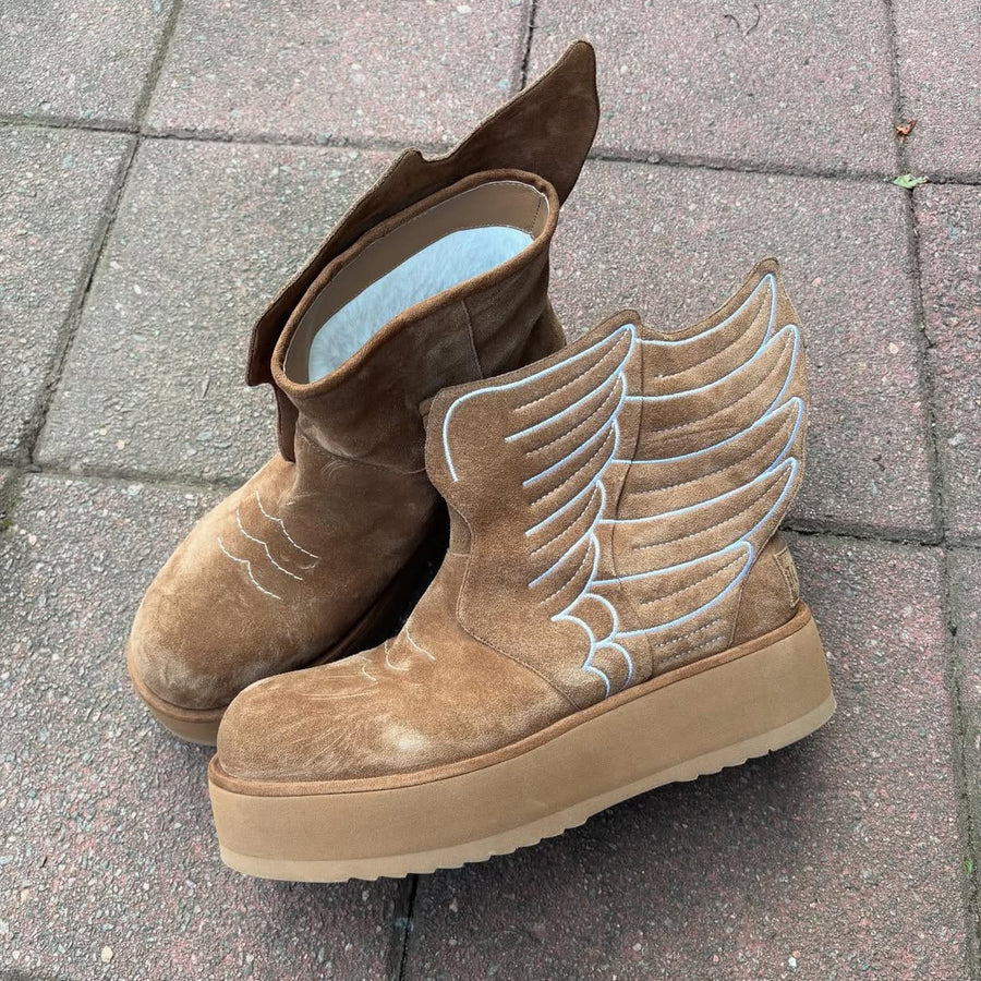 ANGEL WING BOOT - EARLY PAIRS